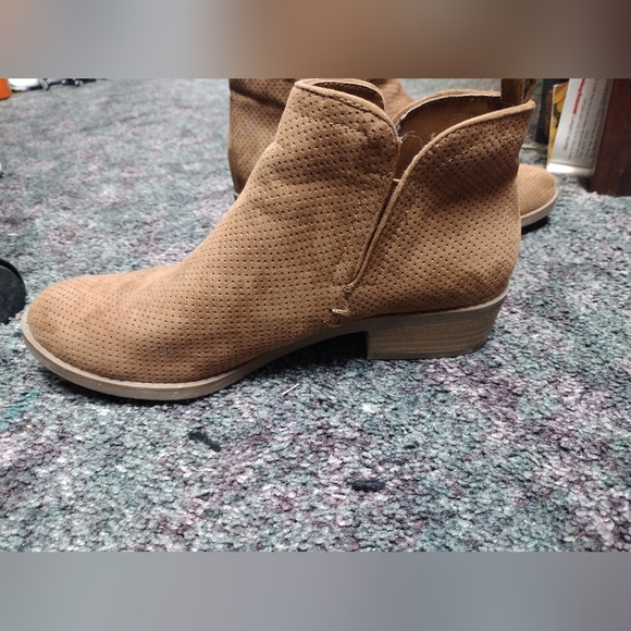 Never worn universal thread co. Taupe/brown slip on booties - Picture 16 of 16